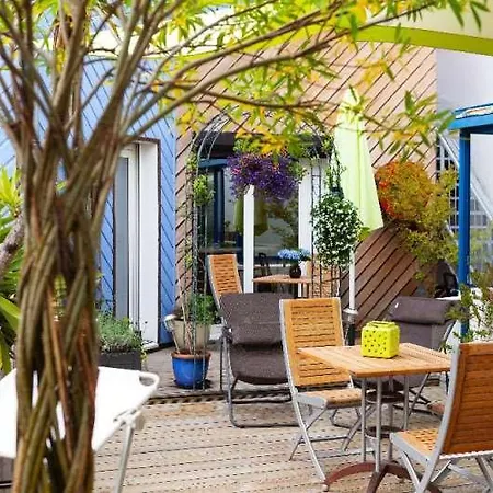 Cit'hotel De France Et D'europe فندق كونكارنو
