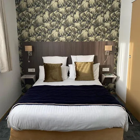 Cit'hotel De France Et D'europe فندق كونكارنو