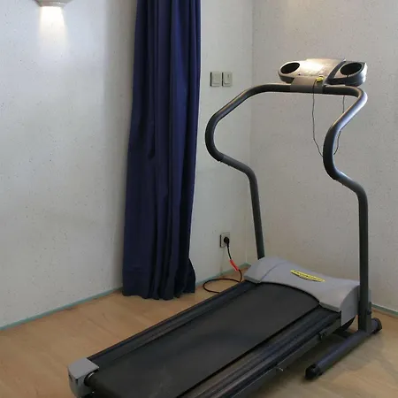 Cit'hotel De France Et D'europe فندق كونكارنو